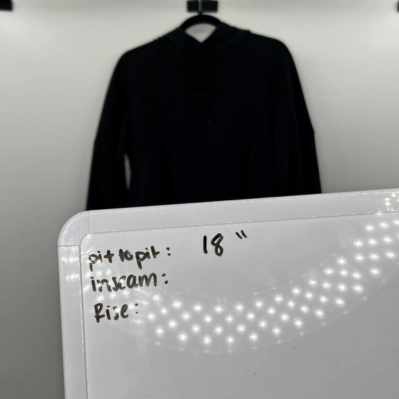 Lululemon Get Centered gray Softstreme Cut Out Hoodie - Picture 5 of 5